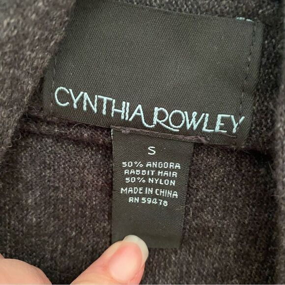 Cynthia Rowley Women’s Shawl Neck Open Front Charcoal Gray Angora Blend Cardigan - Picture 3 of 4